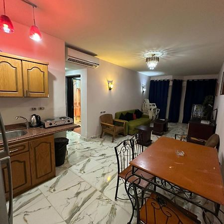 아인 수크나 Porto Sokna Water Front Ground Floor Family Only 빌라 외부 사진
